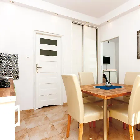 In - Pl 050.020-23 Apartment